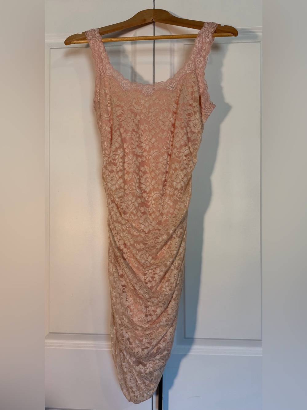 Pink Blush Maternity light rose stretch lace ruched scoop neck sleeveless dress